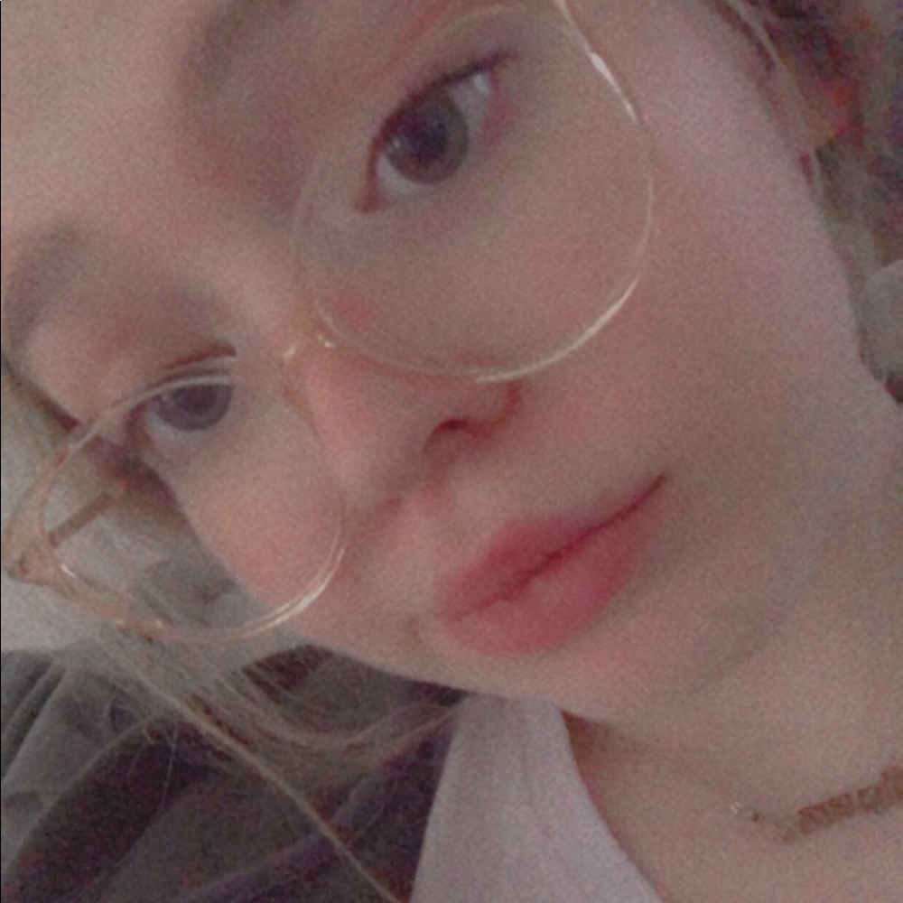 Meet your Posher, Colette